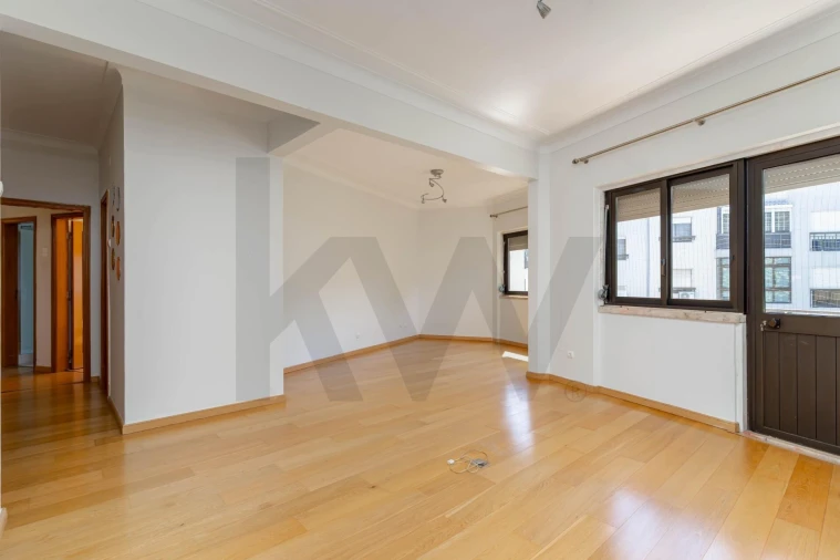 Apartamento T3 para Arrendamento em Almada, Cova da Piedade, Pragal e Cacilhas Foto 20