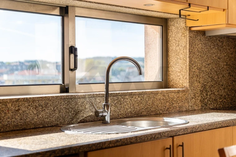 Apartamento T3 para Venda em Paços de Ferreira Foto 8