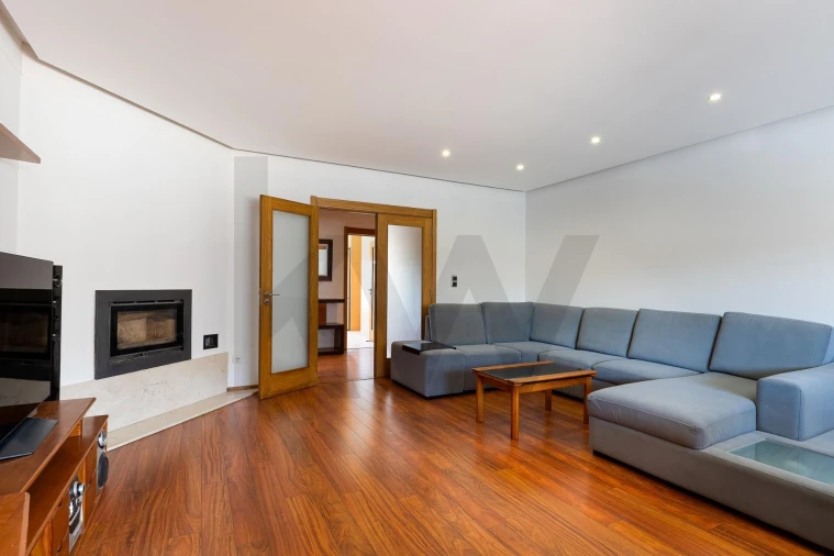 Apartamento T3 para Venda em Paços de Ferreira Foto 3