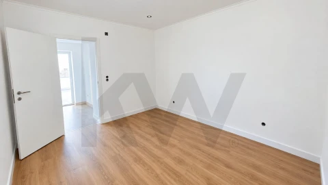 Apartamento T1 para Arrendamento em Mafra
