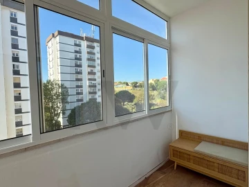 Apartamento T3 para Arrendamento em Oeiras e São Julião da Barra, Paço de Arcos e Caxias