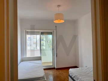 Apartamento T3 para Arrendamento em Oeiras e São Julião da Barra, Paço de Arcos e Caxias