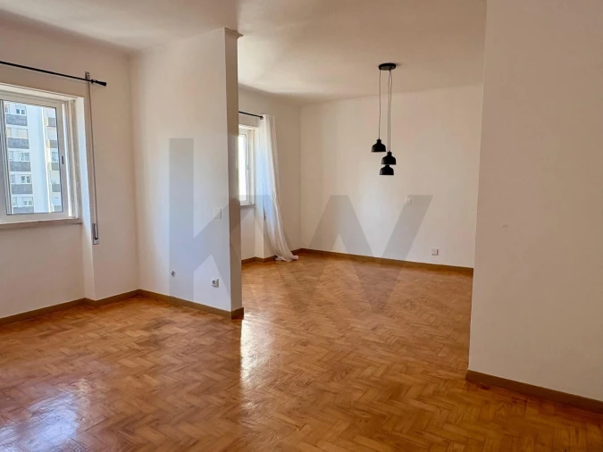 Apartamento T3 para Arrendamento em Oeiras e São Julião da Barra, Paço de Arcos e Caxias Foto 5