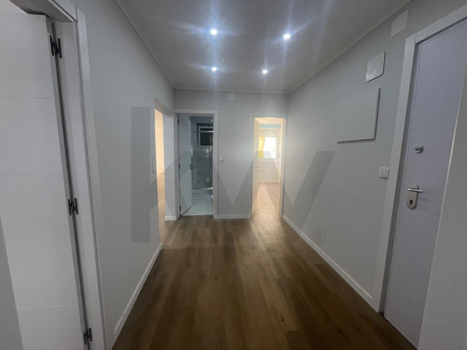 Apartamento T3 para Venda em Falagueira-Venda Nova Foto 14