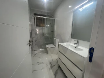 Apartamento T3 para Venda em Falagueira-Venda Nova