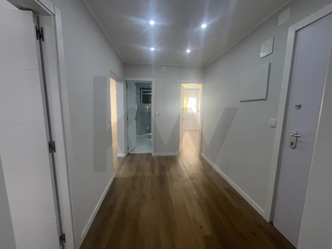 Apartamento T3 para Venda em Falagueira-Venda Nova Foto 14
