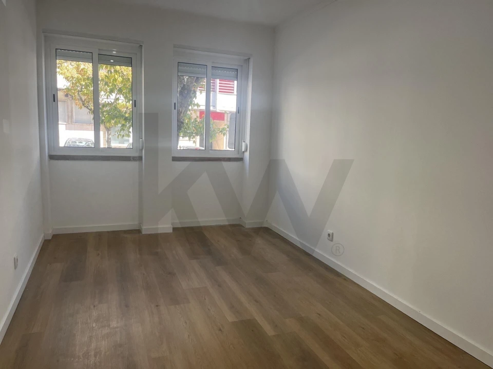 Apartamento T3 para Venda em Falagueira-Venda Nova Foto 6