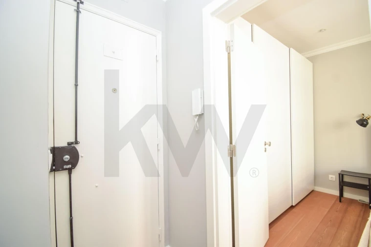 Apartamento T1 para Arrendamento em Areeiro Foto 5