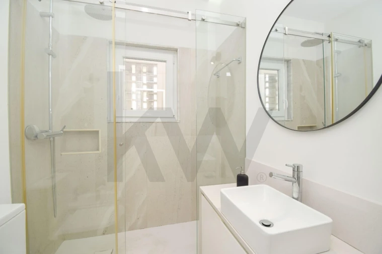 Apartamento T1 para Arrendamento em Areeiro Foto 17