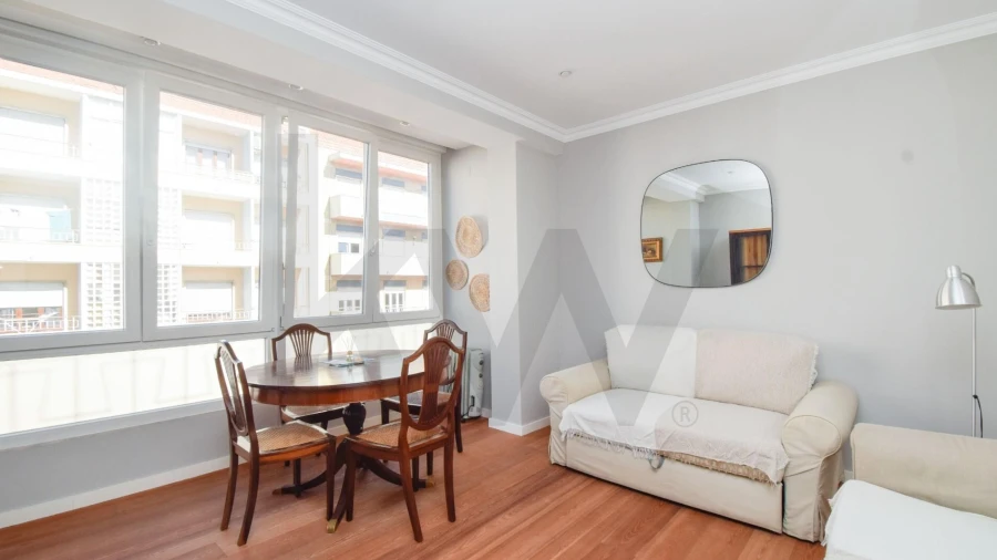 Apartamento T1 para Arrendamento em Areeiro