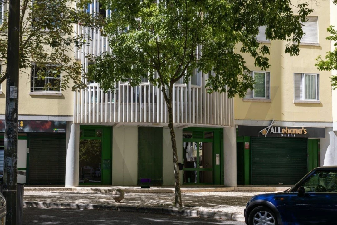 Apartamento T1 para Arrendamento em Carnide Foto 23