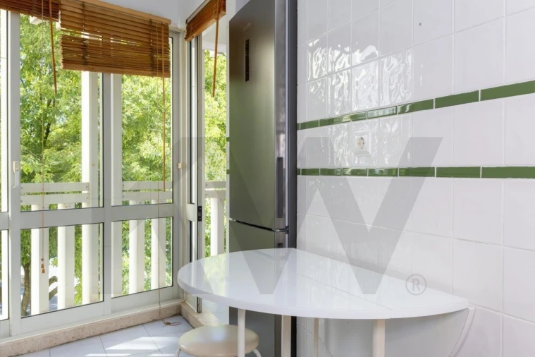Apartamento T1 para Arrendamento em Carnide Foto 5