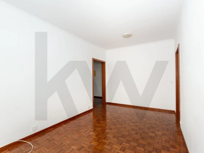 Apartamento T1 para Arrendamento em Carnide Foto 10