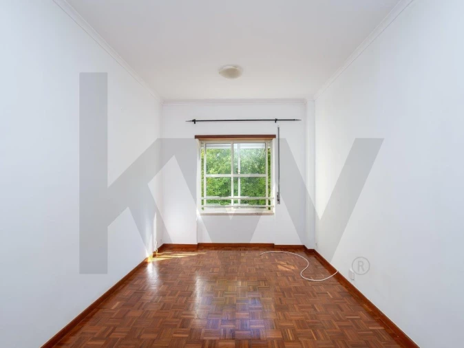 Apartamento T1 para Arrendamento em Carnide Foto 15