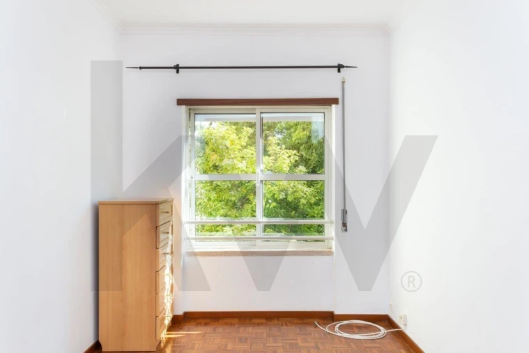 Apartamento T1 para Arrendamento em Carnide Foto 18
