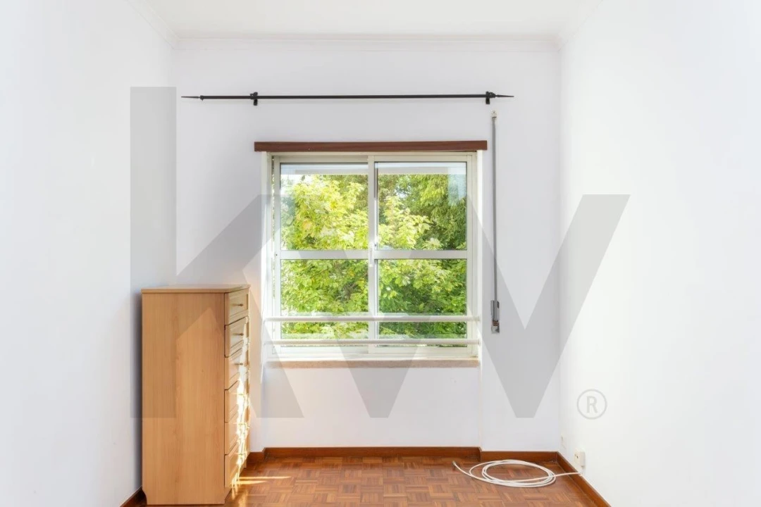 Apartamento T1 para Arrendamento em Carnide Foto 18