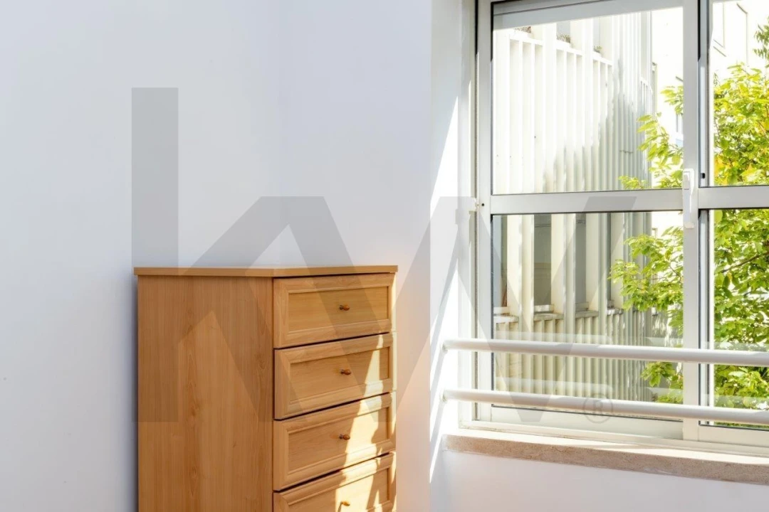 Apartamento T1 para Arrendamento em Carnide Foto 16