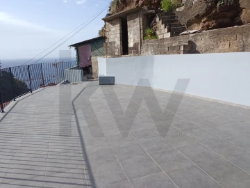 Moradia T1 para Venda em Funchal (Santa Maria Maior)