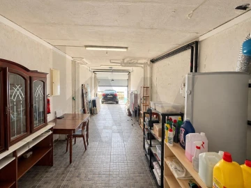 Moradia T7 para Venda em Ponta Garça
