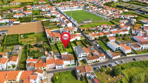 Moradia T7 para Venda em Ponta Garça