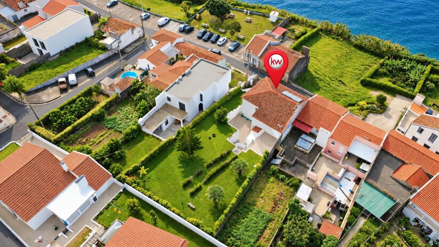 Moradia T7 para Venda em Ponta Garça