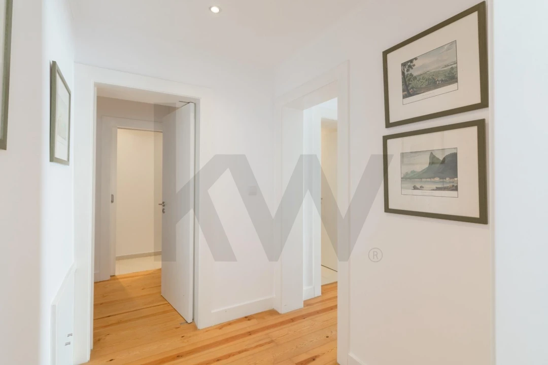 Apartamento T2 para Venda em Misericórdia Foto 17