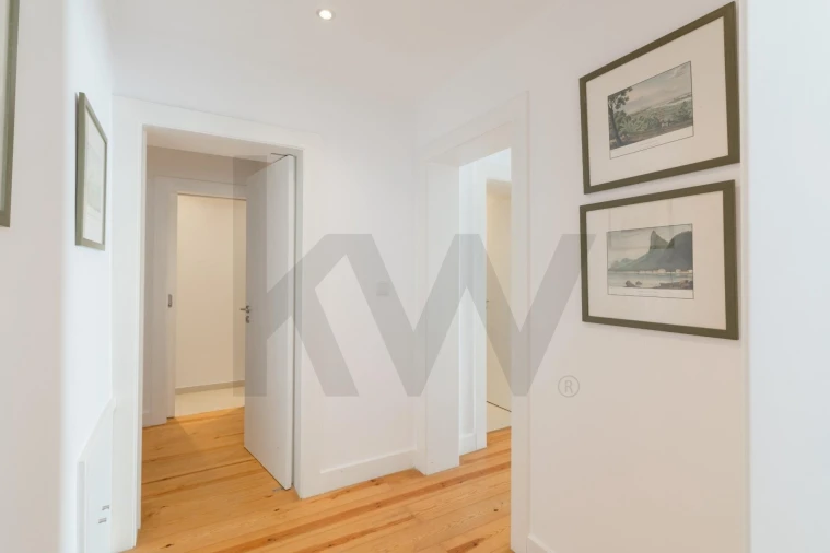 Apartamento T2 para Venda em Misericórdia Foto 17