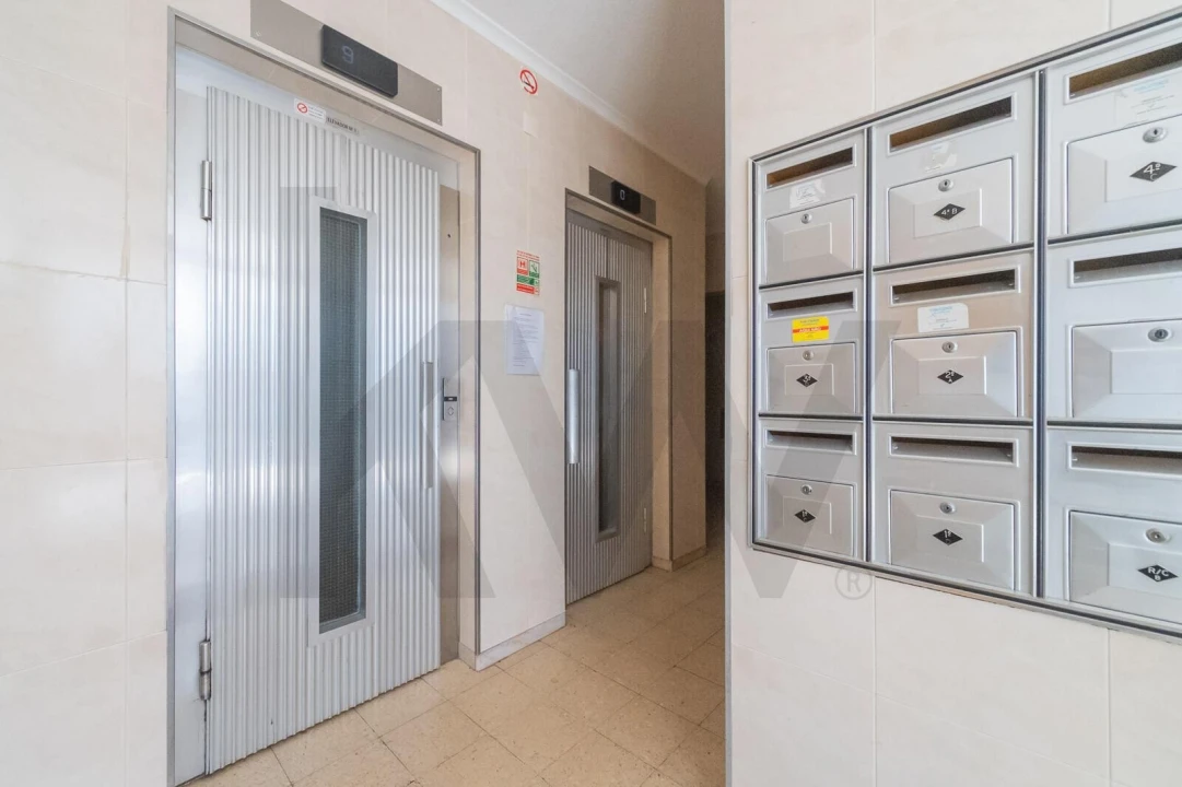 Apartamento T2 para Venda em Oeiras e São Julião da Barra, Paço de Arcos e Caxias Foto 17