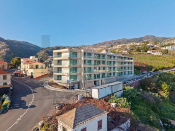 Apartamento T3 para Venda em Estreito de Camara de Lobos