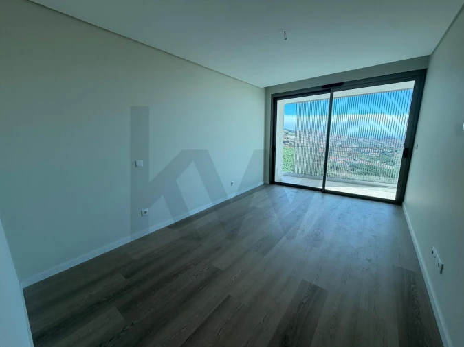 Apartamento T3 para Venda em Estreito de Camara de Lobos Foto 18