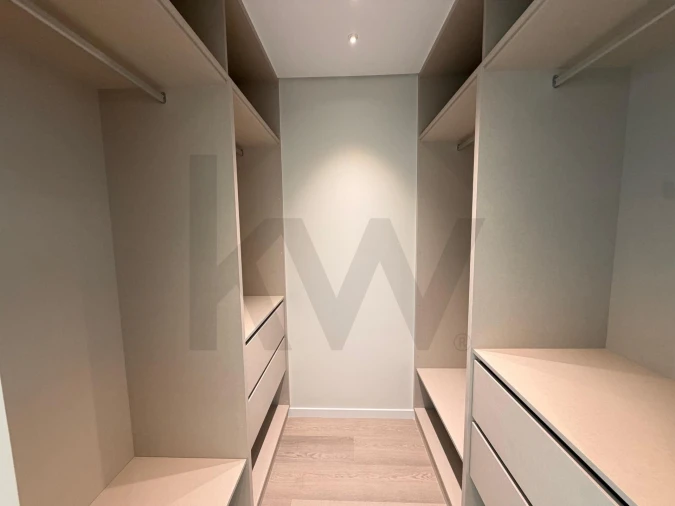 Apartamento T3 para Venda em Estreito de Camara de Lobos Foto 19