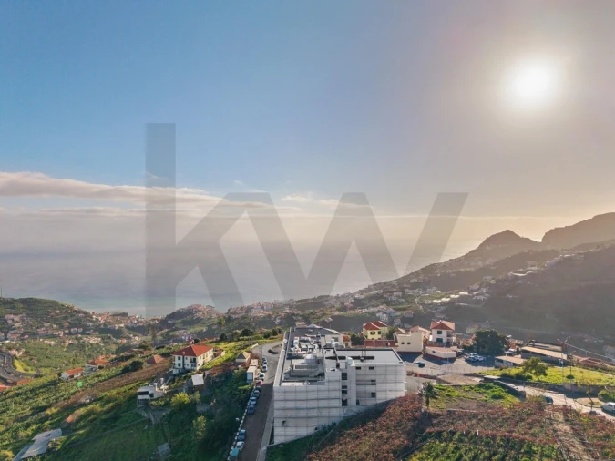 Apartamento T3 para Venda em Estreito de Camara de Lobos Foto 32