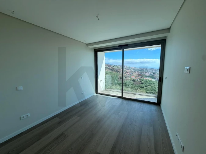 Apartamento T3 para Venda em Estreito de Camara de Lobos Foto 23