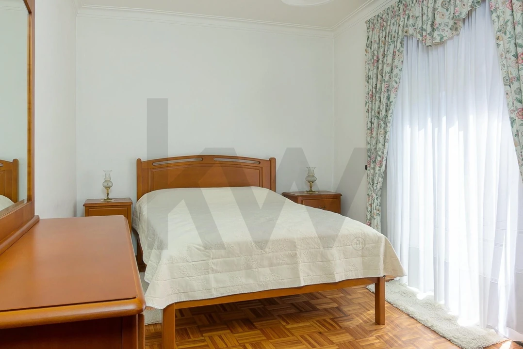 Apartamento T1 para Venda em Pinhal Novo Foto 9