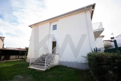 Moradia T4 para Venda em Pampilhosa