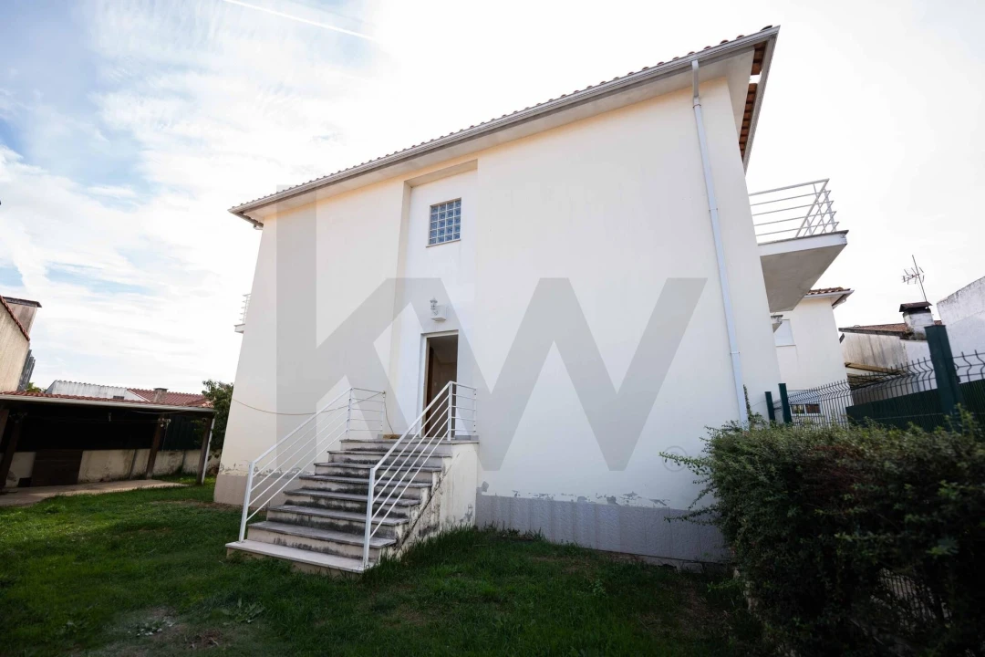 Moradia T4 para Venda em Pampilhosa Foto 46