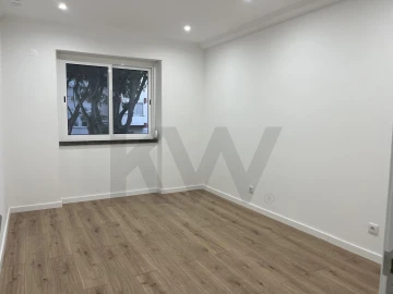 Apartamento T3 para Venda em Venteira