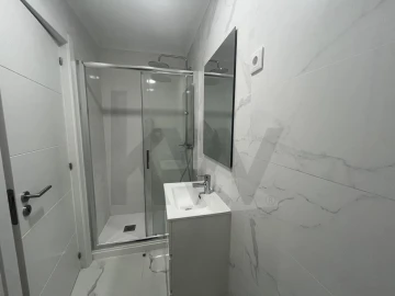 Apartamento T3 para Venda em Venteira