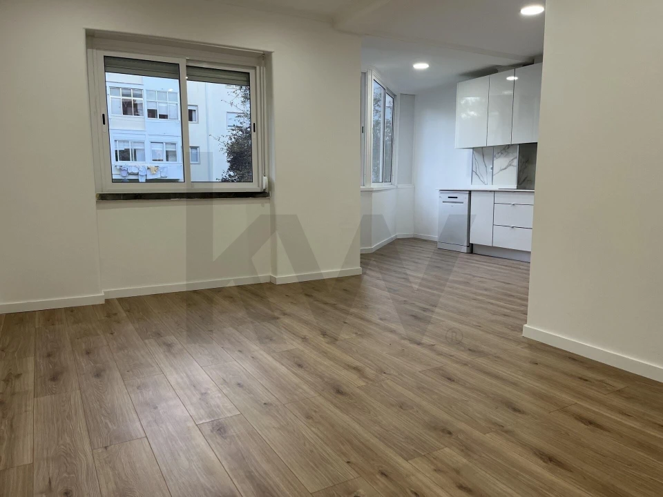Apartamento T3 para Venda em Venteira Foto 1