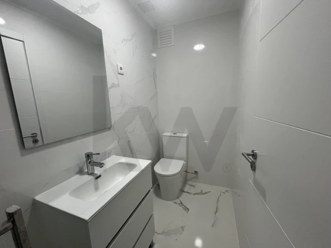 Apartamento T3 para Venda em Venteira Foto 7