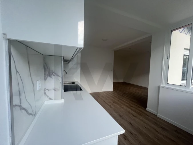 Apartamento T3 para Venda em Venteira Foto 9