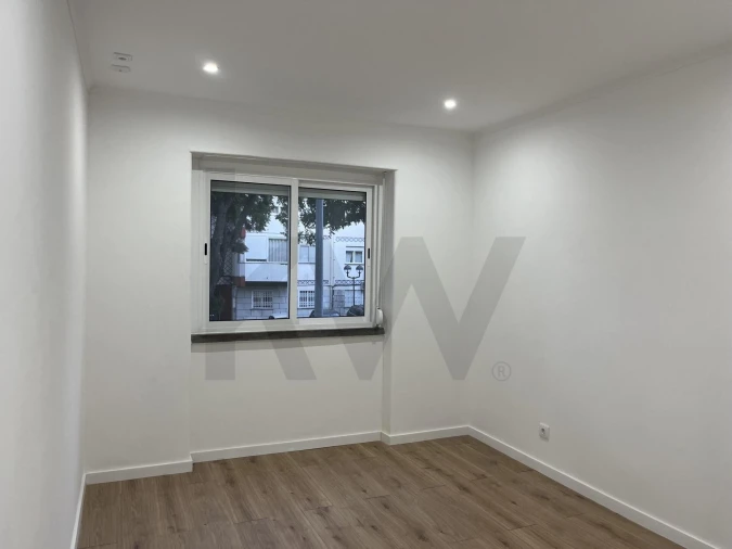 Apartamento T3 para Venda em Venteira Foto 11