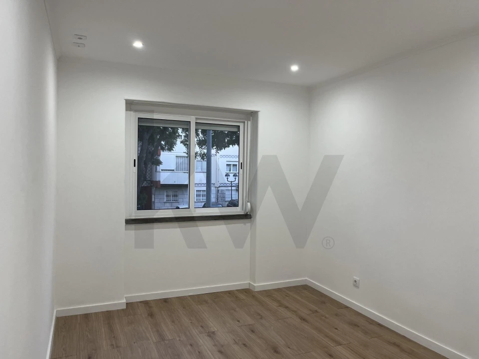Apartamento T3 para Venda em Venteira Foto 11