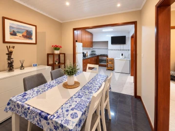 Moradia T2 para Venda em Ribeirinha