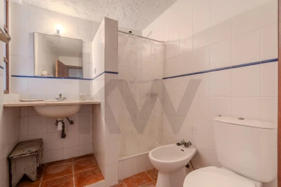 Moradia T3 para Venda em Santa Maria, São Pedro e Sobral da Lagoa