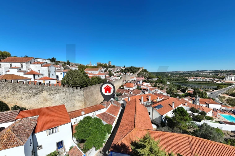 Moradia T3 para Venda em Santa Maria, São Pedro e Sobral da Lagoa Foto 24