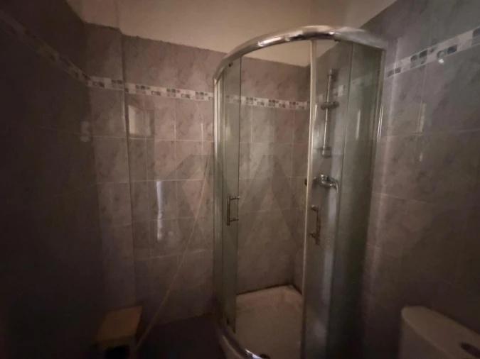 Apartamento T1 para Venda em Porto Salvo Foto 19
