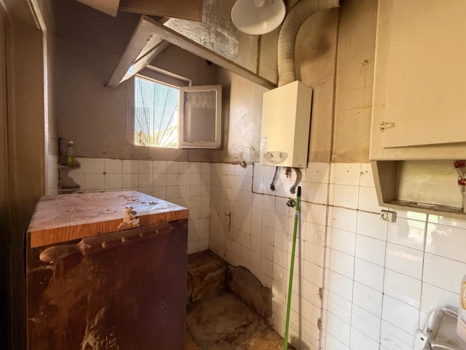 Apartamento T1 para Venda em Porto Salvo Foto 12