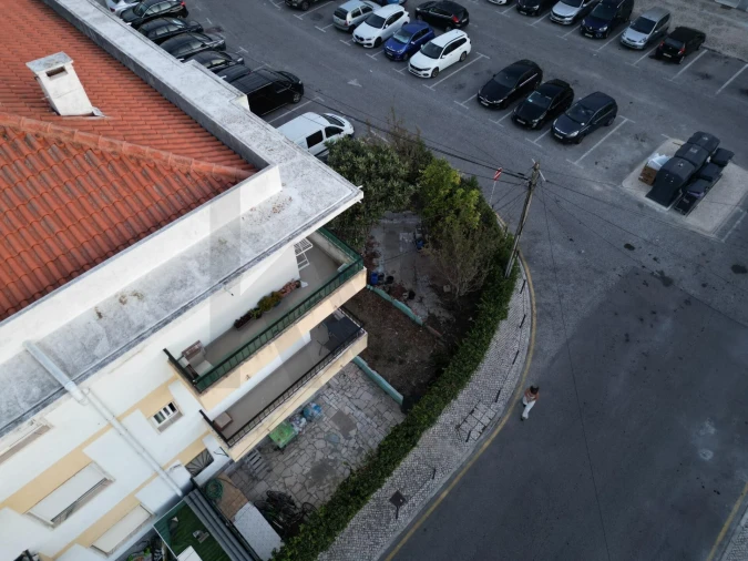 Apartamento T1 para Venda em Porto Salvo Foto 24