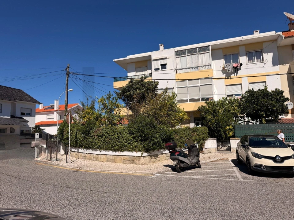 Apartamento T1 para Venda em Porto Salvo Foto 29